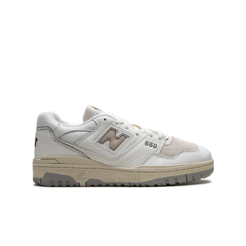 New Balance 550 White Timberwolf