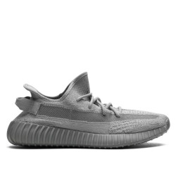 adidas Yeezy Boost 350 V2...