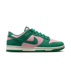 Nike Dunk Low Retro SE...